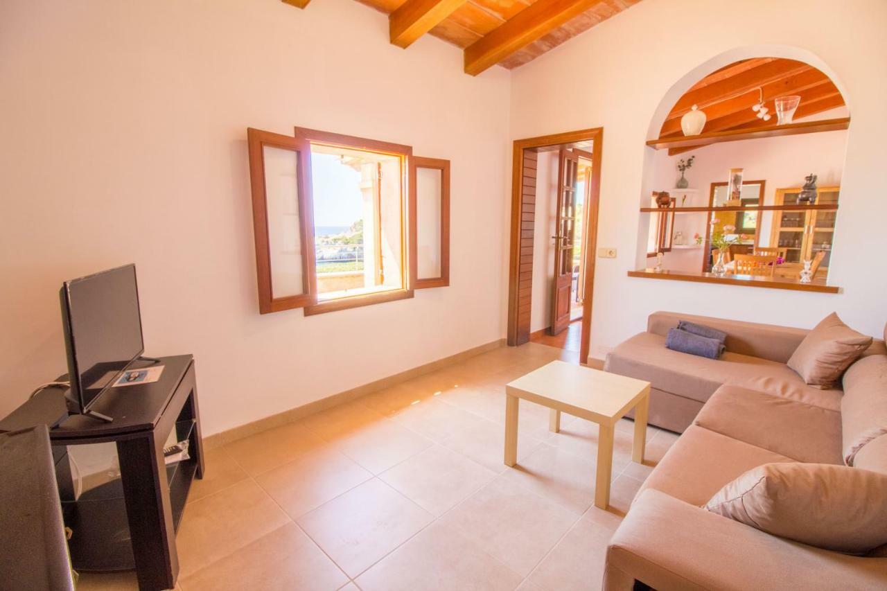 Beautiful Private Villa On The Sea 산타니 외부 사진